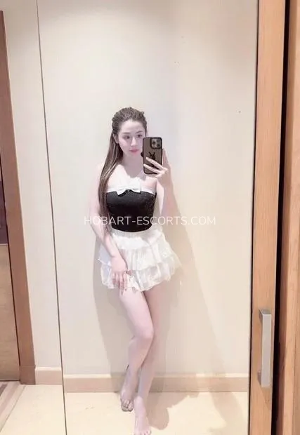 Hobart escorts Jenny — 2