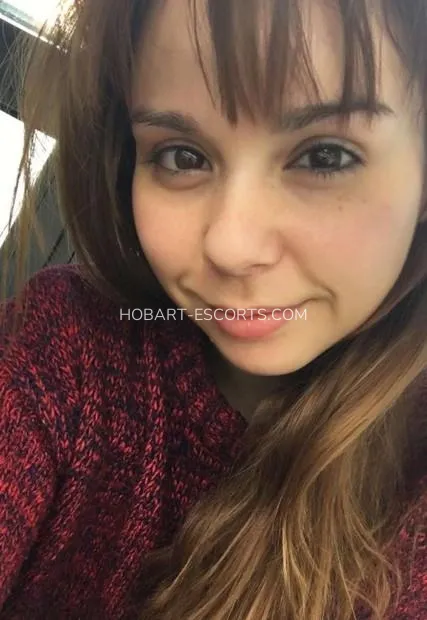 Hobart escorts Frida — 2
