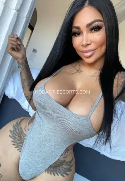Hobart escorts Cynthia — 4