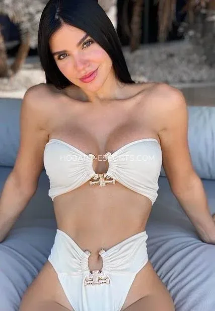 Hobart escorts Amanda — 5