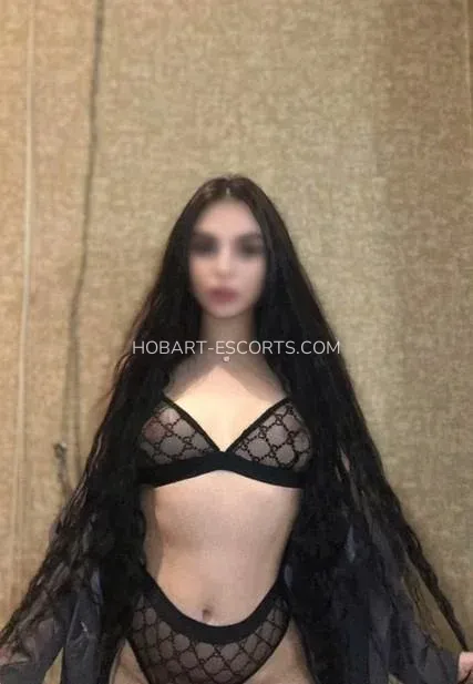 Hobart escorts Arianna — 4