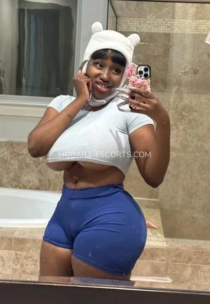 Hobart escorts Elsa — 9