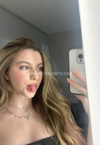 Hobart escorts Emma — 3