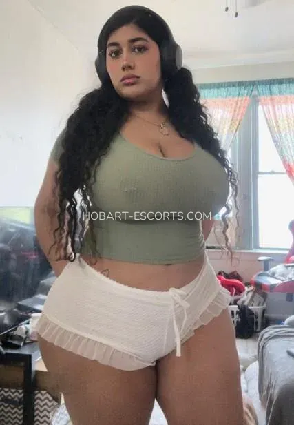 Hobart escorts Nadia — 4