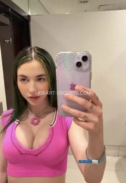 Hobart escorts Olivia — 3