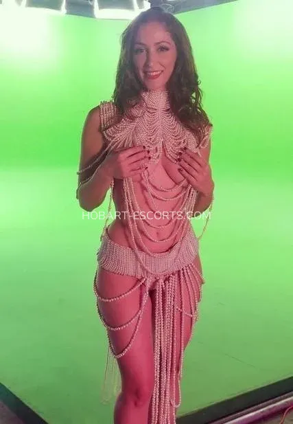 Hobart escorts Constanza — 7