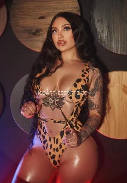 Hobart escorts Nieves — 6