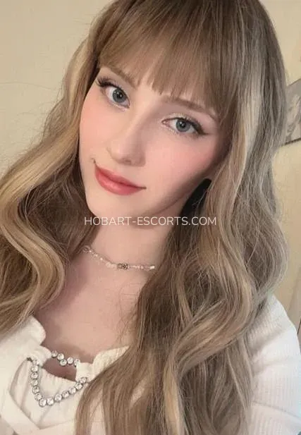 Hobart escorts Sofie — 1