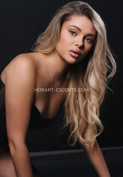 Hobart escorts Ariel — 4
