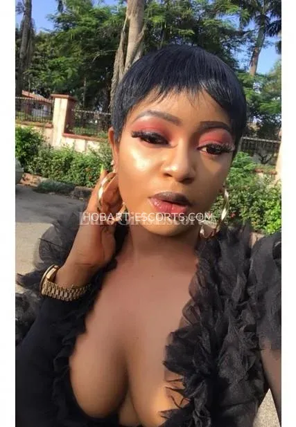 Hobart escorts Amanda — 1