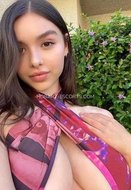 Hobart escorts Elena — 3