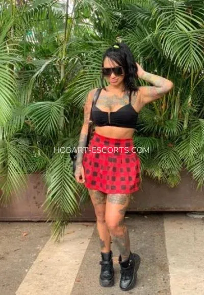 Hobart escorts Cassandra — 5