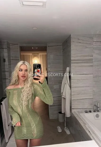 Hobart escorts Liliana — 1