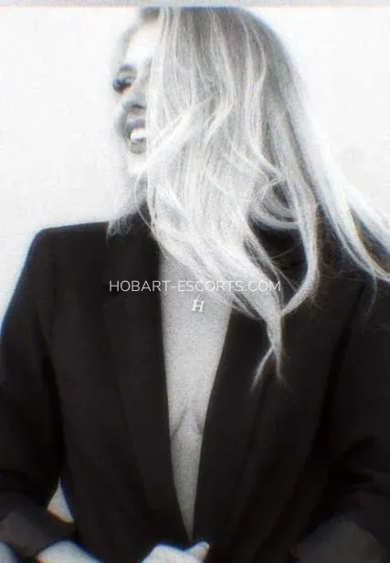 Hobart escorts Alicia — 3