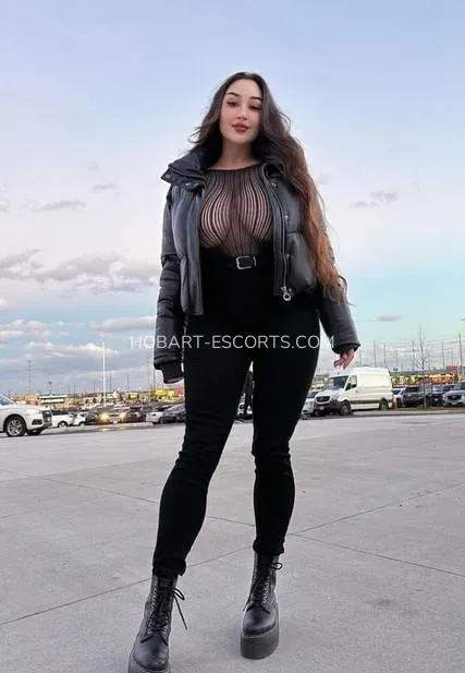 Hobart escorts Isabelle — 4