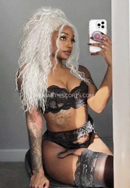 Hobart escorts Helen — 4