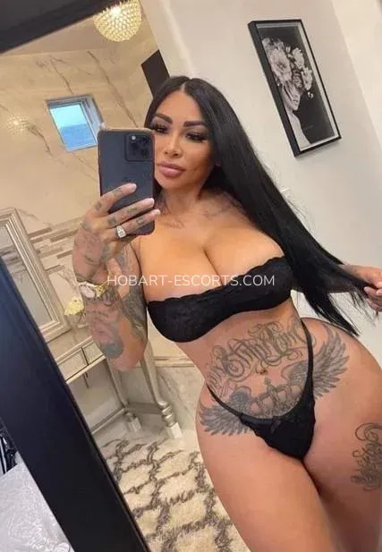 Hobart escorts Therese — 4