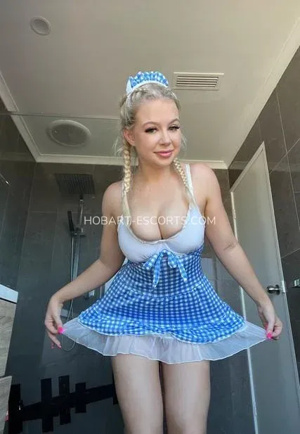Hobart escorts Gudula — 8