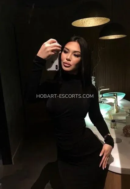 Hobart escorts Michelle — 3