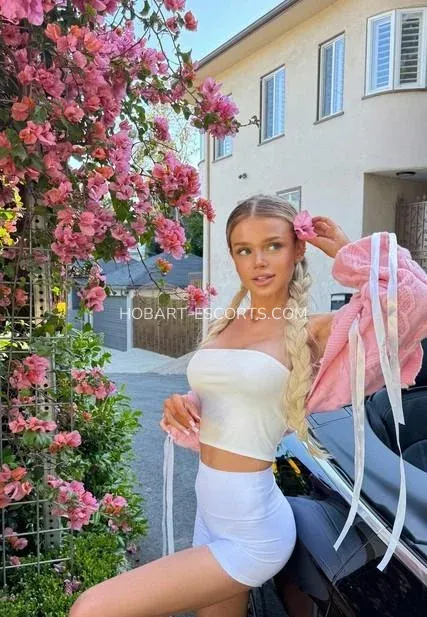 Hobart escorts Abril — 9