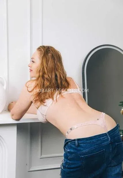 Hobart escorts Makenzie — 1