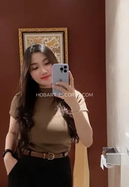 Escort djevojka Amarinda - Hobart
