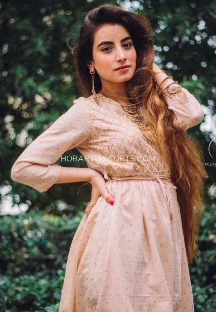 Hobart escorts Susana — 7