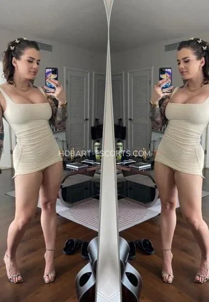Hobart escorts Victoria — 3