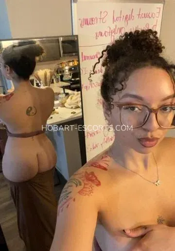 Hobart escorts Kelsey — 1