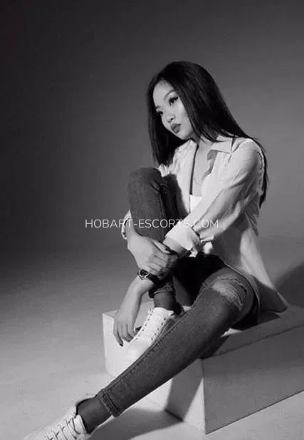 Hobart escorts Berta — 4