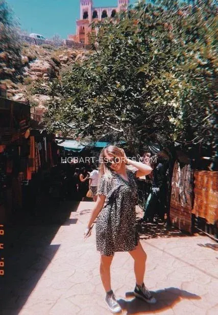 Hobart escorts Alicia — 7