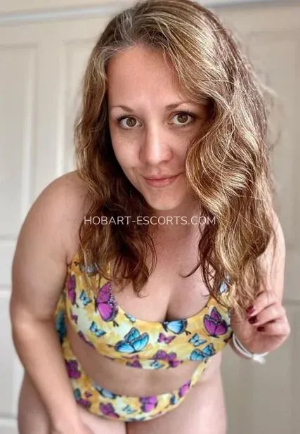 Hobart escorts Siv — 3