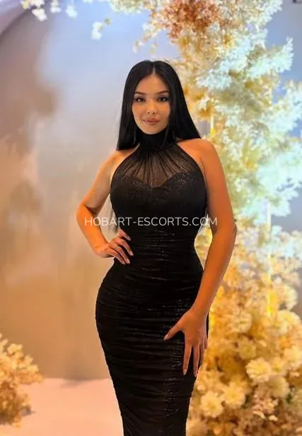 Hobart escorts Piedad — 9