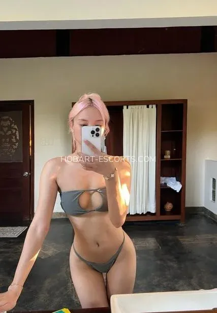 Hobart escorts Susana — 1