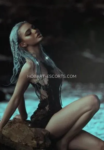 Hobart escorts Gisela — 4