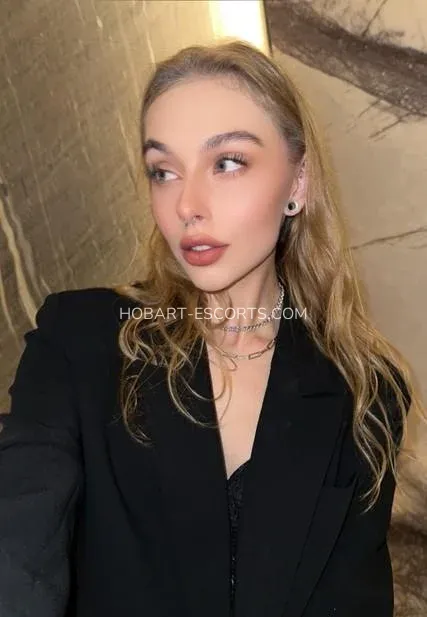 Hobart escorts Gianna — 8