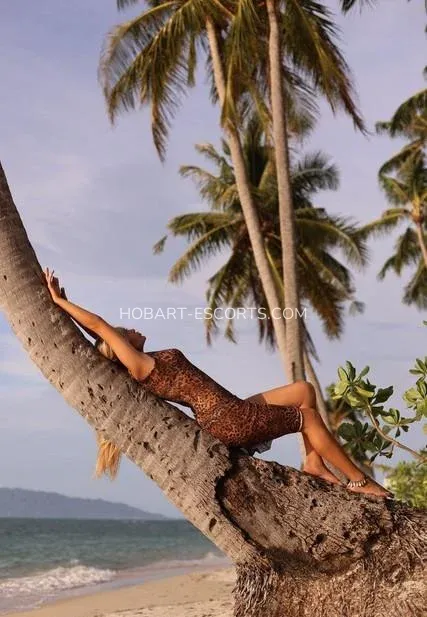 Hobart escorts Maggie — 9