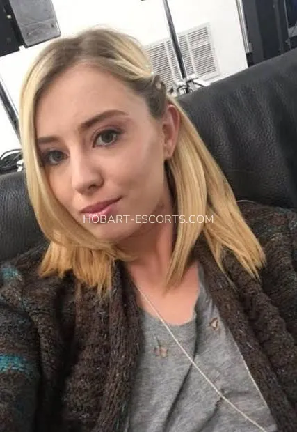 Hobart escorts Milena — 2