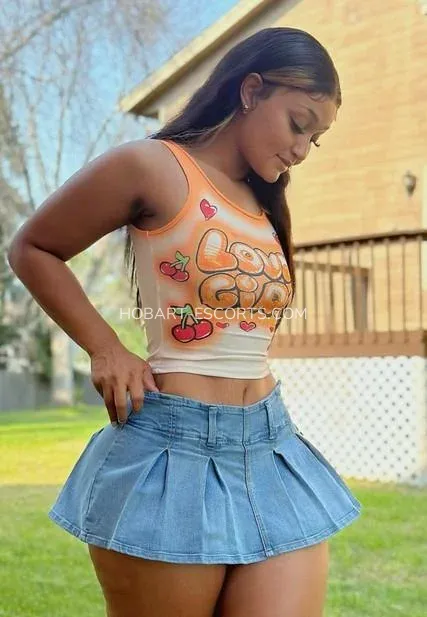 Hobart escorts Inger — 3