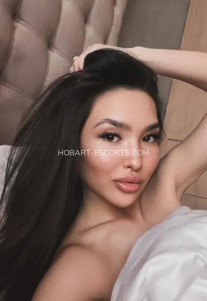 Hobart escorts Olivia — 2