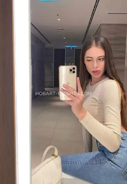 Hobart escorts Rylee — 1