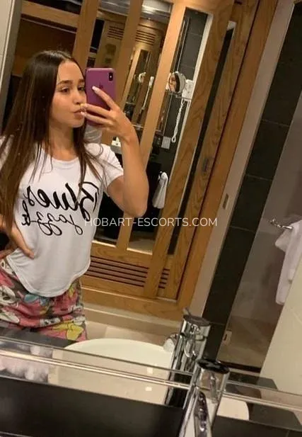 Hobart escorts Jessica — 1