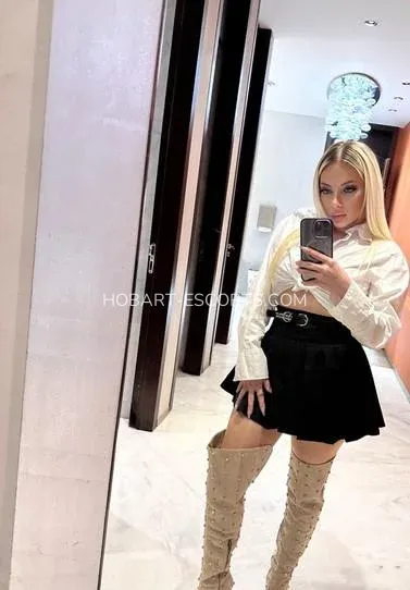 Hobart escorts Kiara — 1