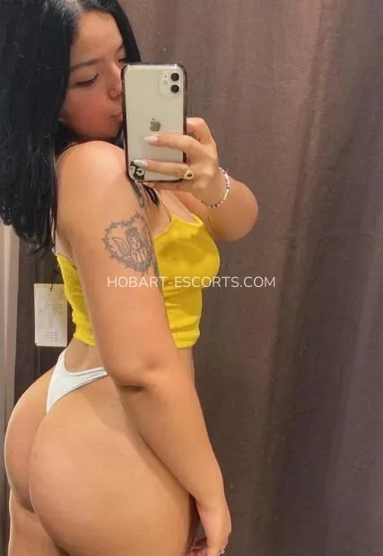 Hobart escorts Selena