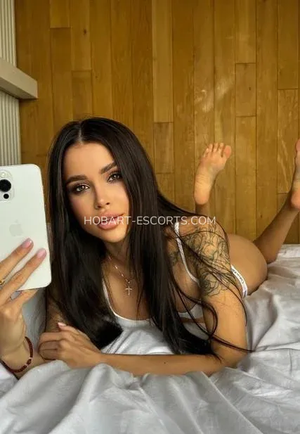 Hobart escorts Kira — 5