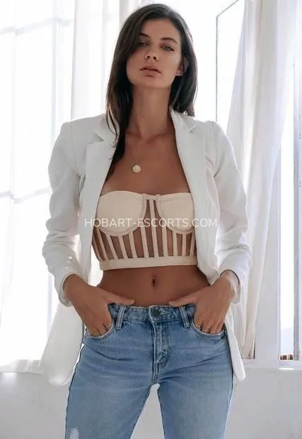 Hobart escorts Nadia — 2