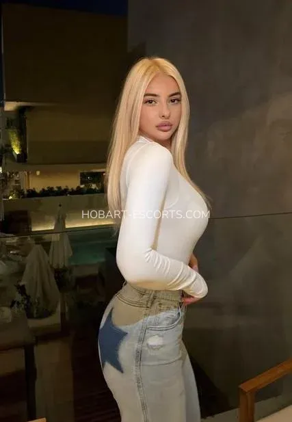 Hobart escorts Mckenna — 1
