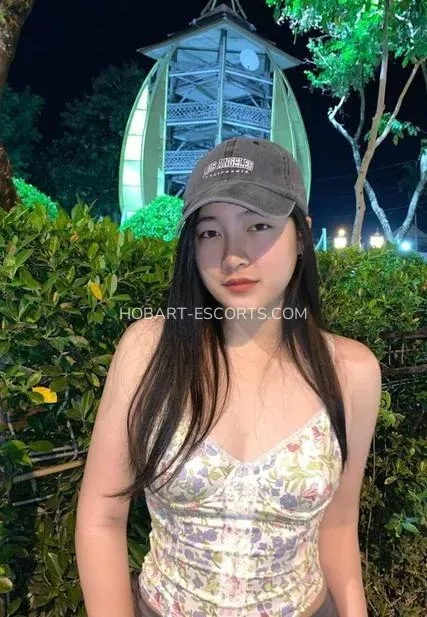 Hobart escorts Elsa — 10