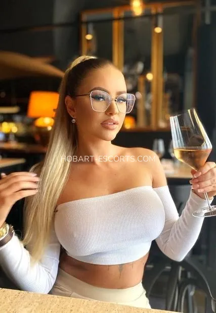 Hobart escorts Alexandra — 2